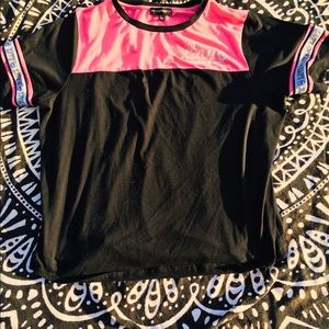 Black love shirt